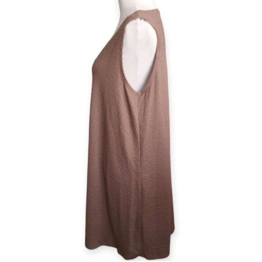 Caution To The Wind Taupe Textured Dress Sz.S EUC. - Picture 4 of 6